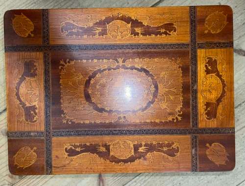 INLAID MUSICAL JEWELRY BOX.