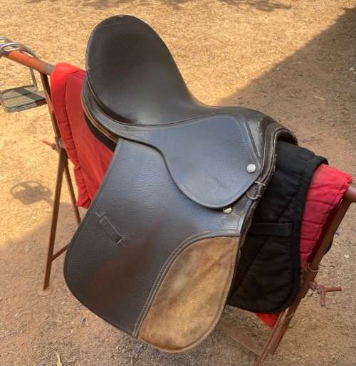 SADDLE AND OTHER HORSE TACK ITEMS