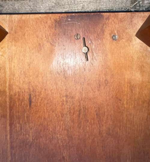 INLAID MUSICAL JEWELRY BOX.