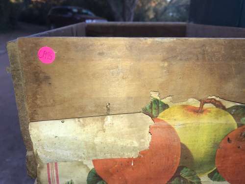 WOODEN FRUIT CRATE - Vintage