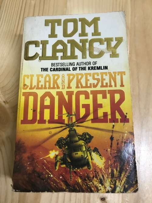 TOM CLANCY- CLEAR and PRESENT DANGER