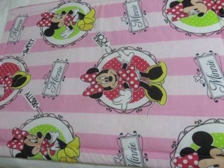 Minnie Mouse Cot Comforter with free matching hold all bag