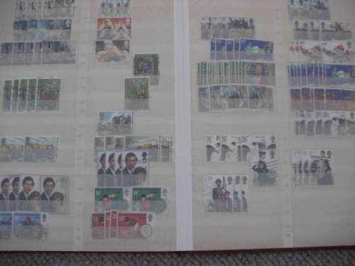 STOCKBOOK LIGHTHOUSE 16 PAGE (NO2) INCL STAMPS SEE BELOW