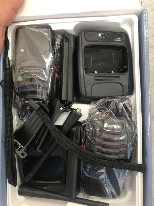 Two-Way UHF 5km Range Radios (2 Radios)