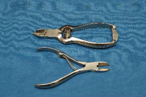 CLIPPERS - for fingernails and toenails, excellent cond, price for the pair