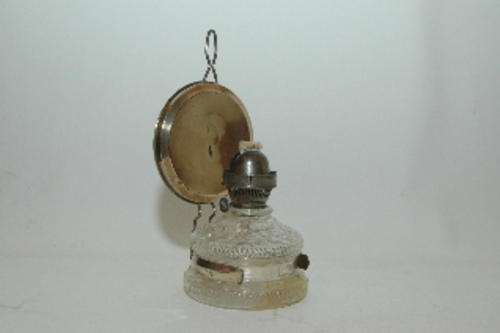 Very old lamp, good quality brass, NB glass cracked.