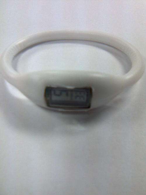 ION SPORTS WATCH _ WHITE