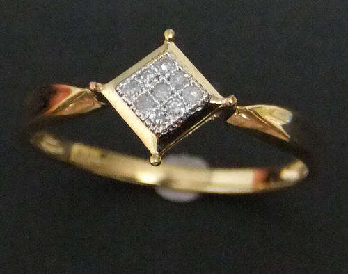 100% REAL, SOLID 9KT YELLOW GOLD NATURAL DIAMONDS RING