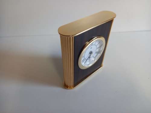 Mikimoto International Wooden Desk Clock