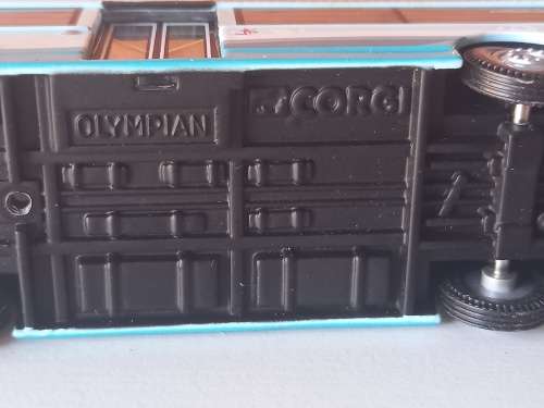 Corgi 1/76 - Bus Autobus Volvo Olympian Dragon Boat Festival KMB