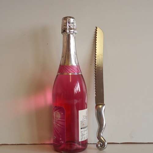 Carrol Boyes - Functional Art  Bread Knife