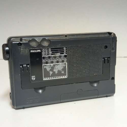 Vintage Philips D1875 12 Band World Receiver Portable Radio