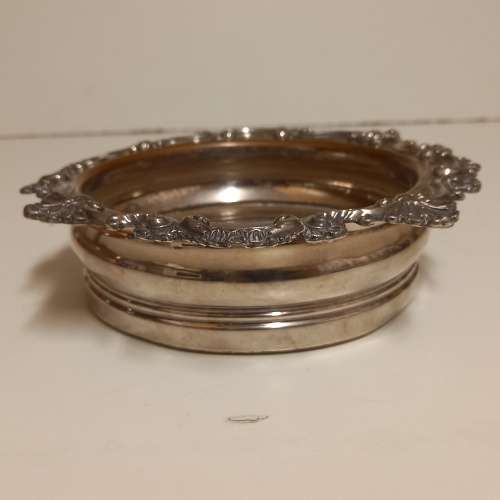 Vintage Ornate Wine Bottle Coaster