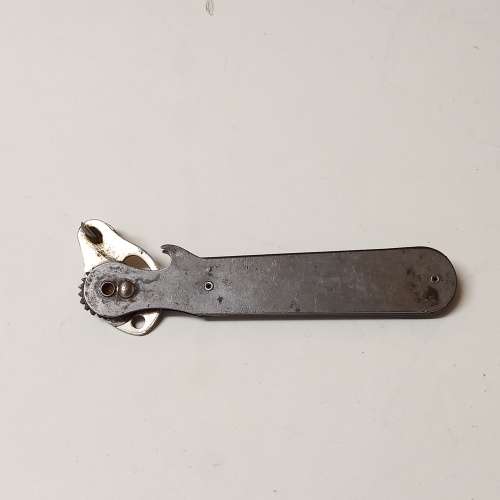 VINTAGE GERMAN WEHRMACHT AR EMINENT SOLINGEN WWII MILITARY FIELD TIN CAN OPENER