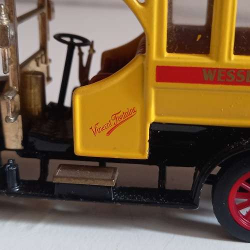 Vintage 1986 Matchbox Renault Y44 Die Cast Model Car