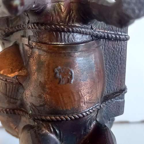 Vintage Van Hunks Ornate Mule Table Lighter - Works