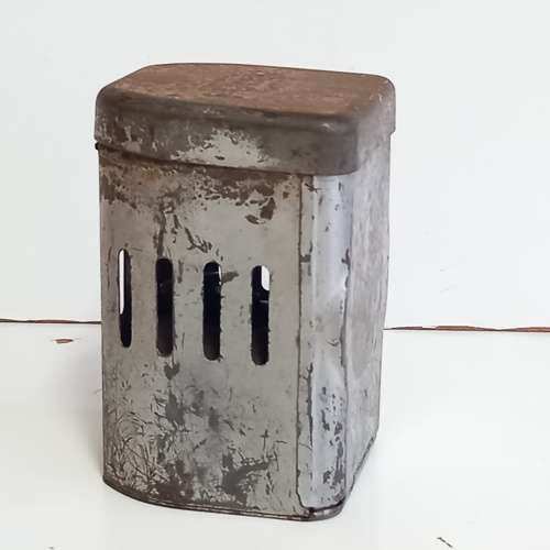 VINTAGE PRIMUS CAMPING STOVE - MADE IN SWEDEN