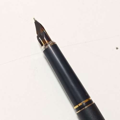 CROSS F2506 FOUNTAIN PEN IN ORIGINAL CASE  MADE IN USA