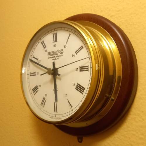 WEMPE CHRONOMETERWERKE HAMBURG VINTAGE SHIP CLOCK  MADE IN GERMANY - WORKS