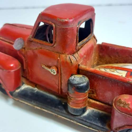 VINTAGE TIN PLATE SURFER PICKUP TRUCK
