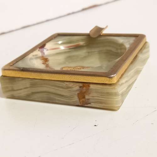 PAKISTAN BANDED ONYX ASH TRAY - MADE IN ITALY