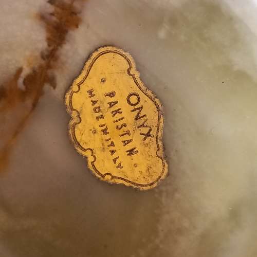 PAKISTAN BANDED ONYX ASH TRAY - MADE IN ITALY