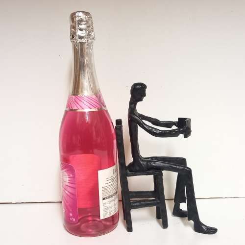 IRON SCULPTURE  - ART - MAN SITTING AND READING
