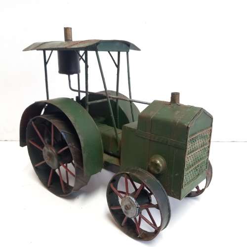 VINTAGE TIN PLATE TRACTOR