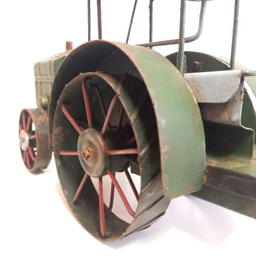 VINTAGE TIN PLATE TRACTOR
