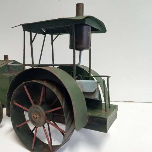 VINTAGE TIN PLATE TRACTOR