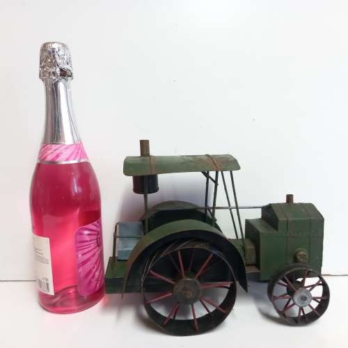 VINTAGE TIN PLATE TRACTOR