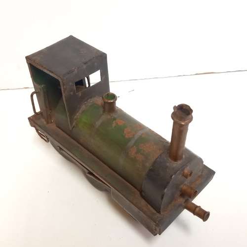 VINTAGE TIN PLATE TRAIN