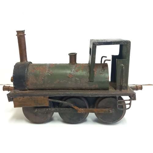 VINTAGE TIN PLATE TRAIN