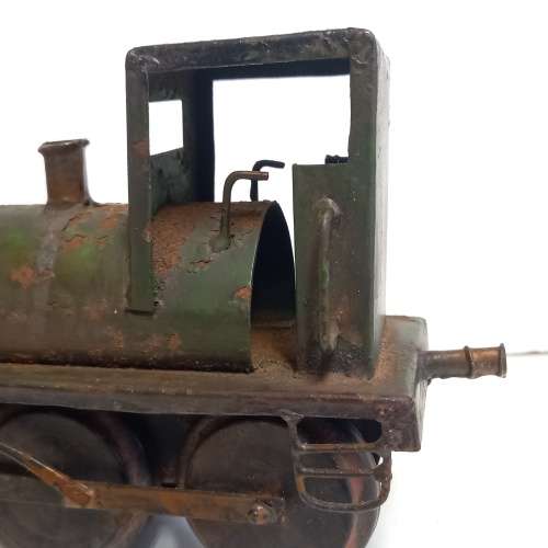 VINTAGE TIN PLATE TRAIN