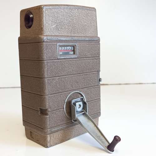 VINTAGE G.B.-BELL and HOWELL 624 8MM MOVIE CAMERA WITH KODAK FILM
