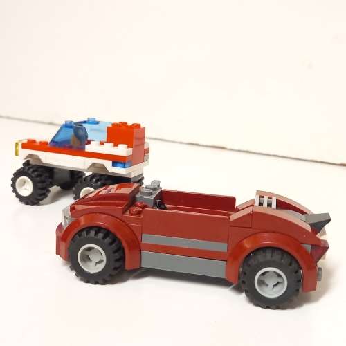 LEGO VEHICLES AND FIVE LEGO MINIFIGURES WITH EXTRA