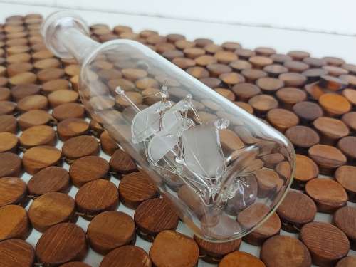 EXQUISITE SHIP IN A BOTTLE  GLASS BLOWN