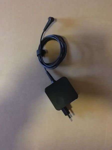 [BARGAIN]Lenovo Ideapad 320 I5 Notebook - Mint Condition (Used 3 Times) *Includes Original Packaging