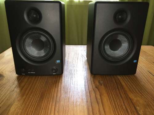 Presonus Eris 4.5 Studio Speakers (Mint Condition)