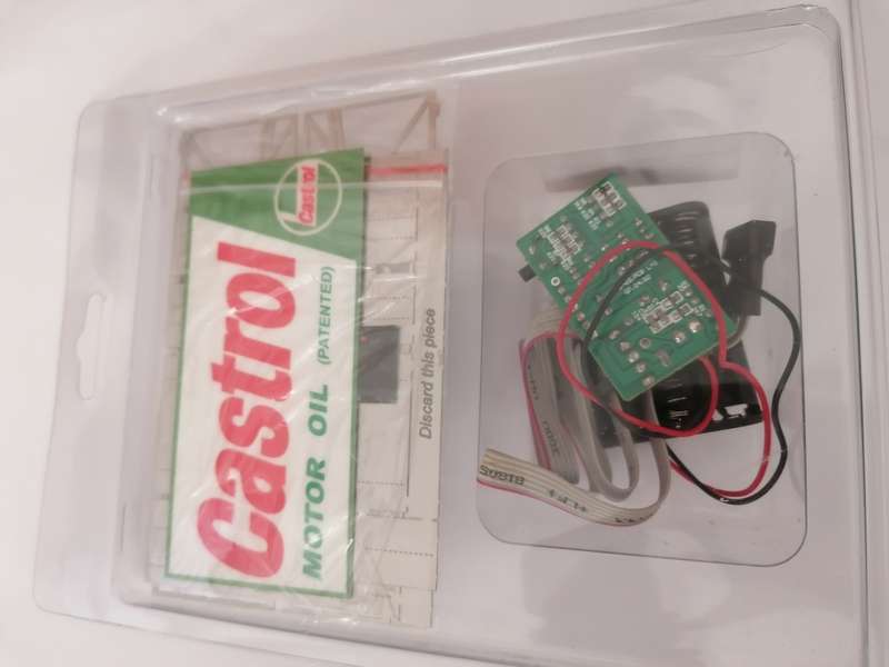 Model Railroading Accessories & Scenery Bundle