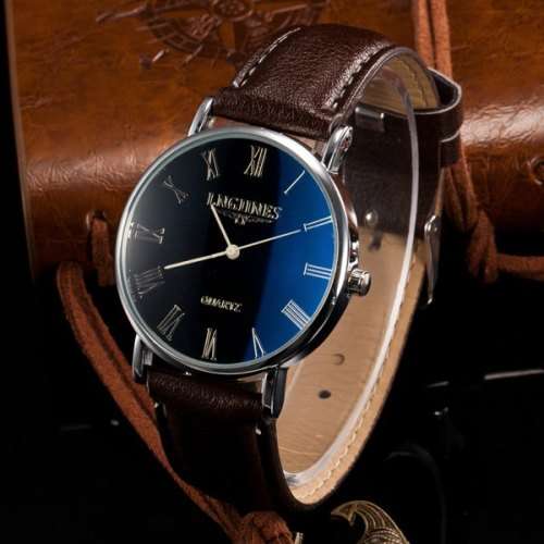 *JUST IN* CLASSIC ROMAN NUMERALS Luxurious Leather Timepiece