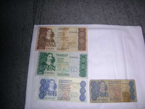 GERHARD DE KOCK BANKNOTES. SEE DESCIPTION. BID PER NOTE TO TAKE ALL 4.