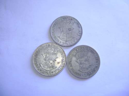 1952, 1954 1956 UNION HALF CROWNS. SILVER 21.21 GRAMS BID PER 1 TO TAKE 3.
