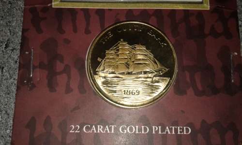 24 CARAT GOLD PLATED CUTTY SARK MEDAL. COMMEMORATING THE LAST OF THE CLIPPER SHIPS.FAST AND NIMBLE