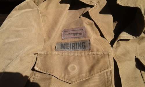 SADF " BUSH WAR ERA BOSBAADJIE ISSUE. " SURNAME AND CLOTH "SKIETBALKIE" AS PORTRAYED ON CHEST.