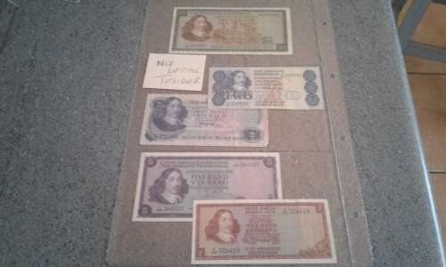 GREAT SET OF T. DE JONGH BANKNOTES. RAND ONE TO TEN. BOTH R2 ISSUES.