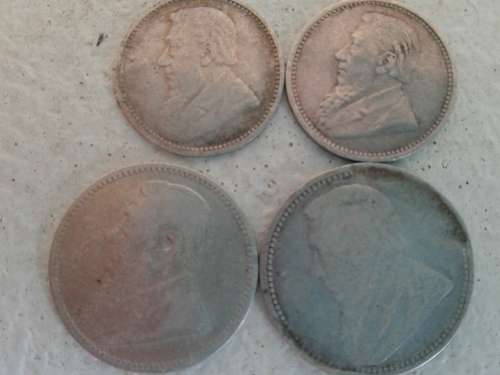 ZAR 1894 /96 SIXPENCES PLUS 1896/97 ZAR TICKEYS.Age related wear. As is per scan.