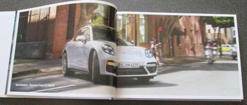 Porche: The Panamera, hardcover book