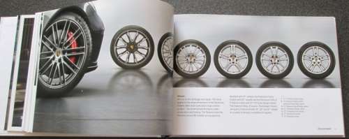 Porche: The Panamera, hardcover book