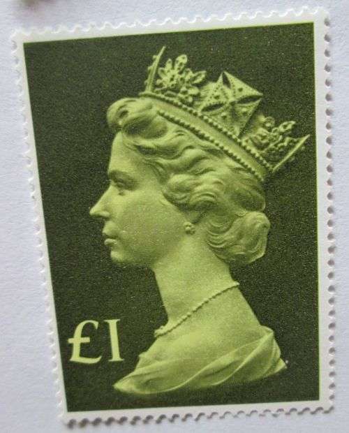 Great Britain Queen Elizabeth 1977 Stamps Enlarged 10P, 20P, 50P, 1£ (VF) & 1,2, 5 £ (Mint)